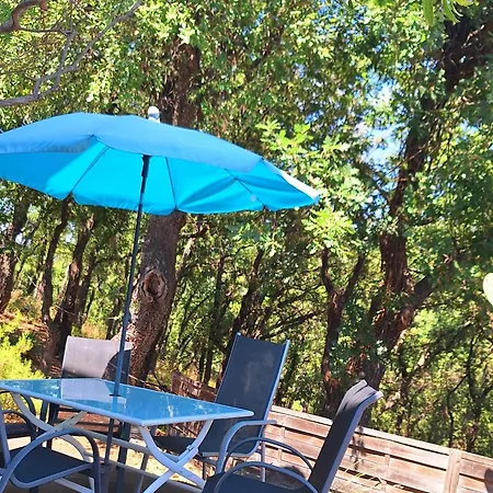 Des Delices Alojamento de Acomodação e Pequeno-almoço Grimaud