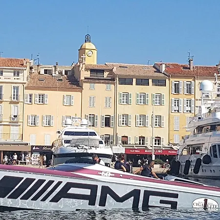 Des Delices B&B 그리모