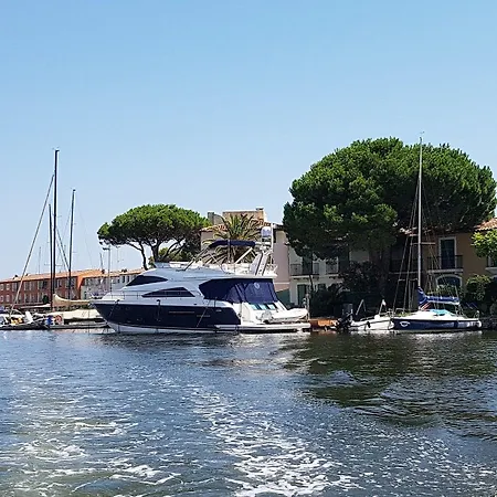 Des Delices B&B 그리모