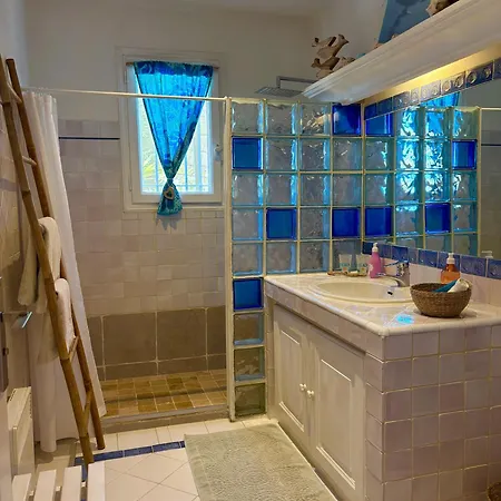Bed & Breakfast Des Delices 4*