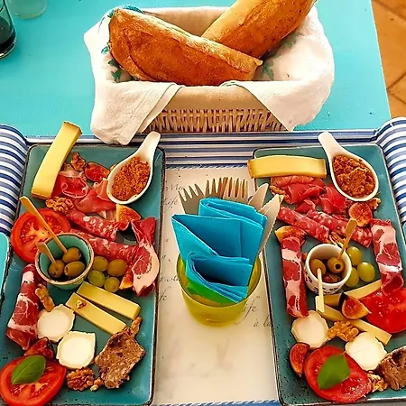 Couette-café Des Delices Grimaud