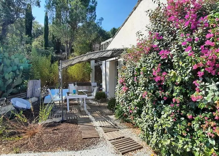 Frühstückspension Des Delices Grimaud
