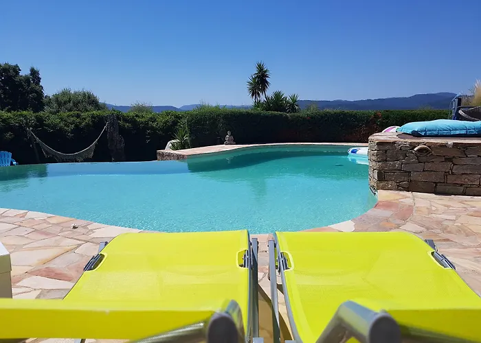 Frühstückspension Des Delices Grimaud